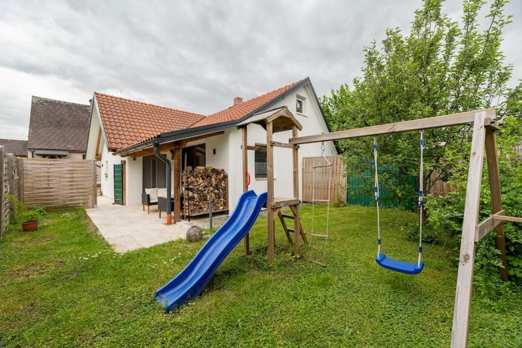 Idyllic Holiday Home - Relaxation Place 레이브니츠 외부 사진